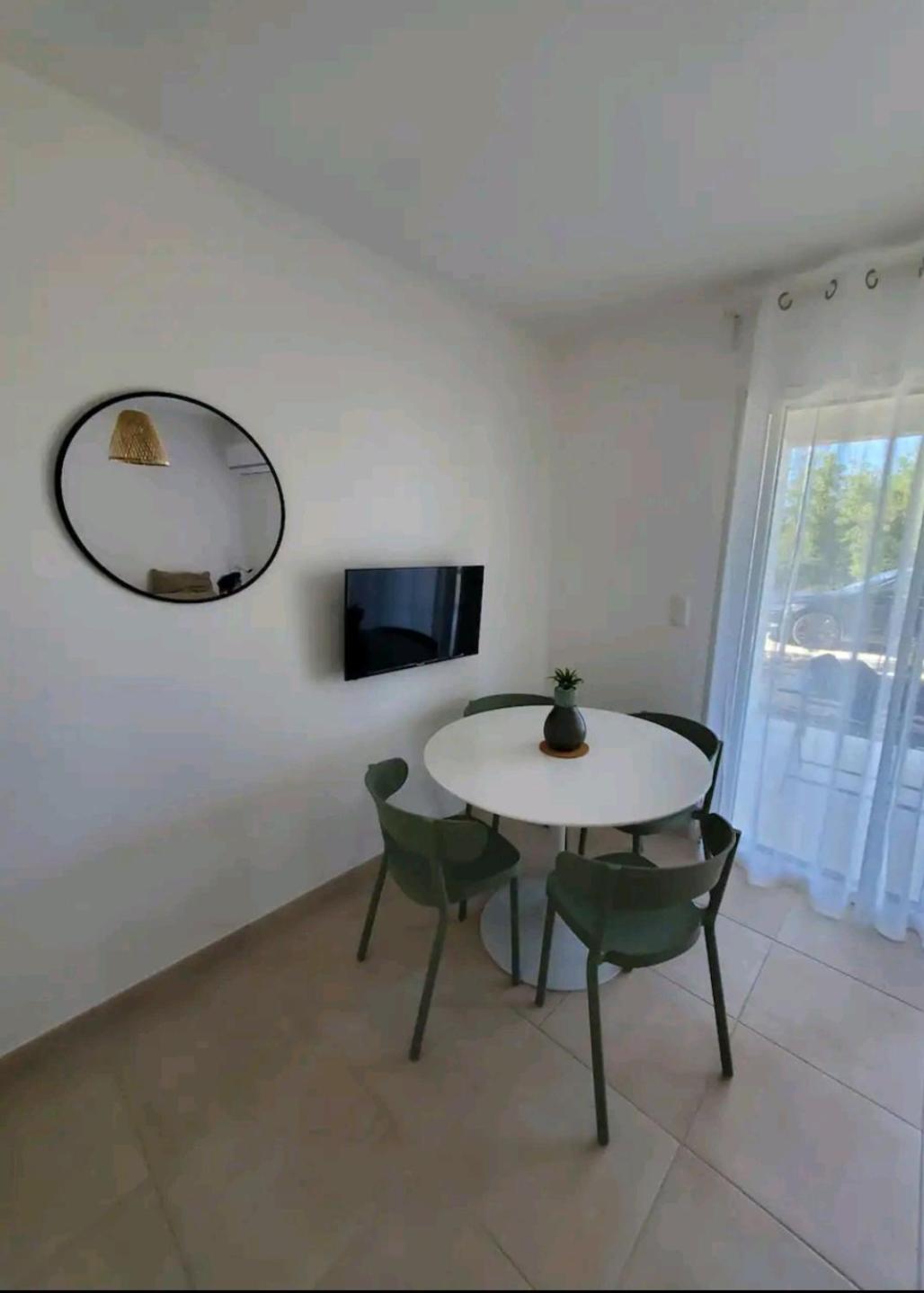 Residence Marina Di Bravone Linguizzetta Camera foto