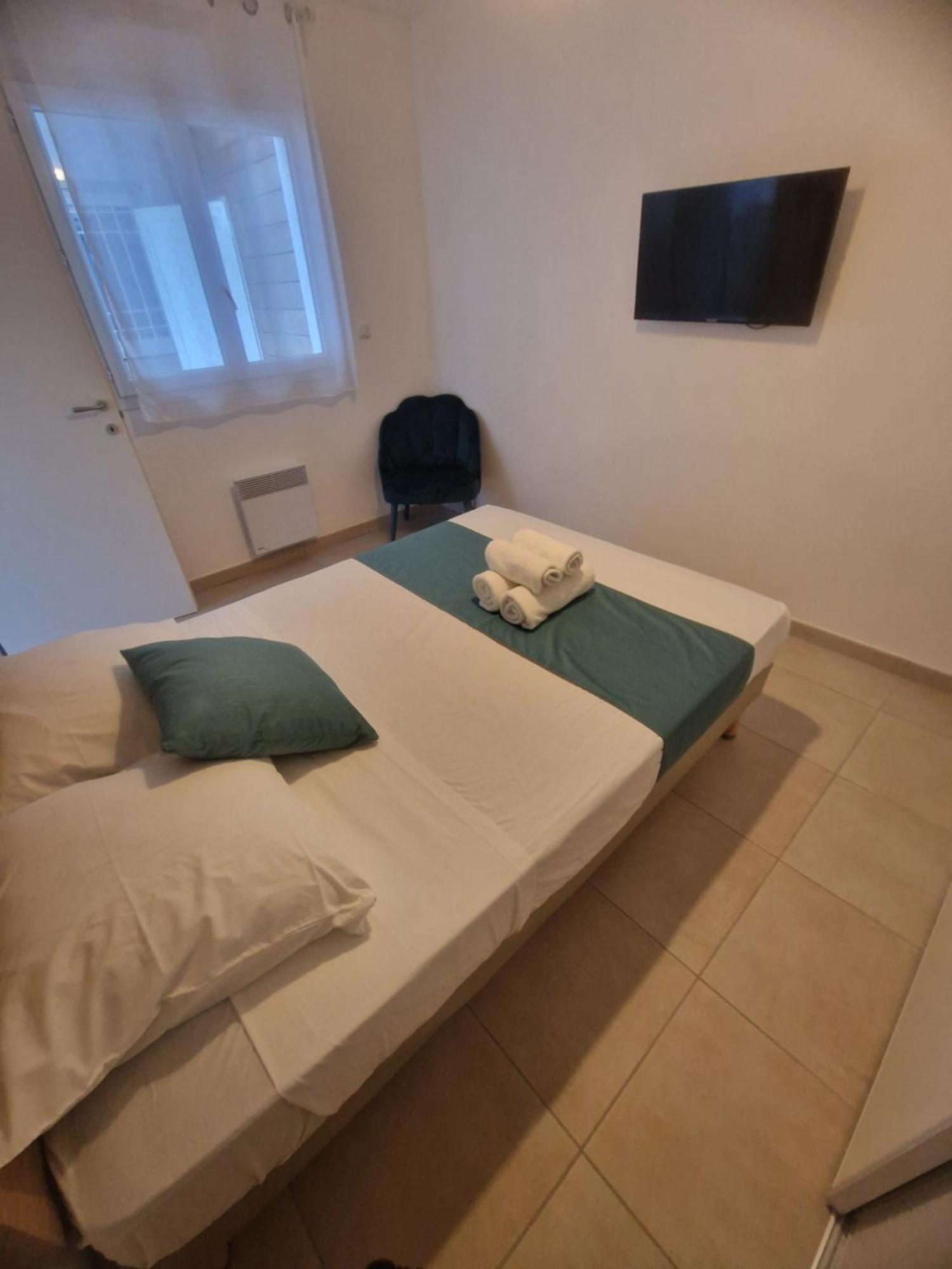 Residence Marina Di Bravone Linguizzetta Esterno foto